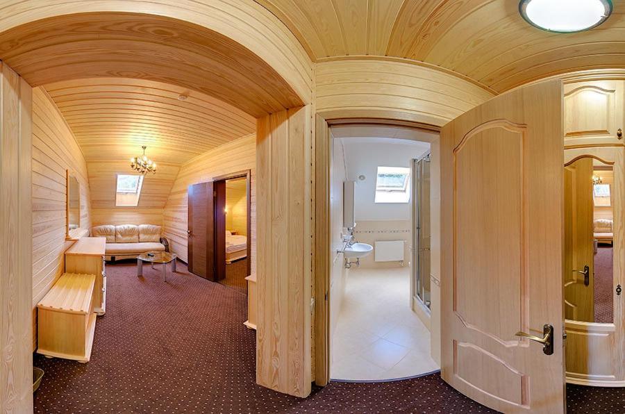 Forest House تاتاريف الغرفة الصورة